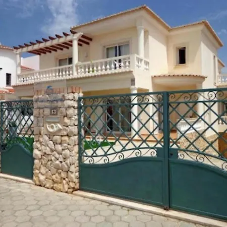 Casa 8 * Лагуш